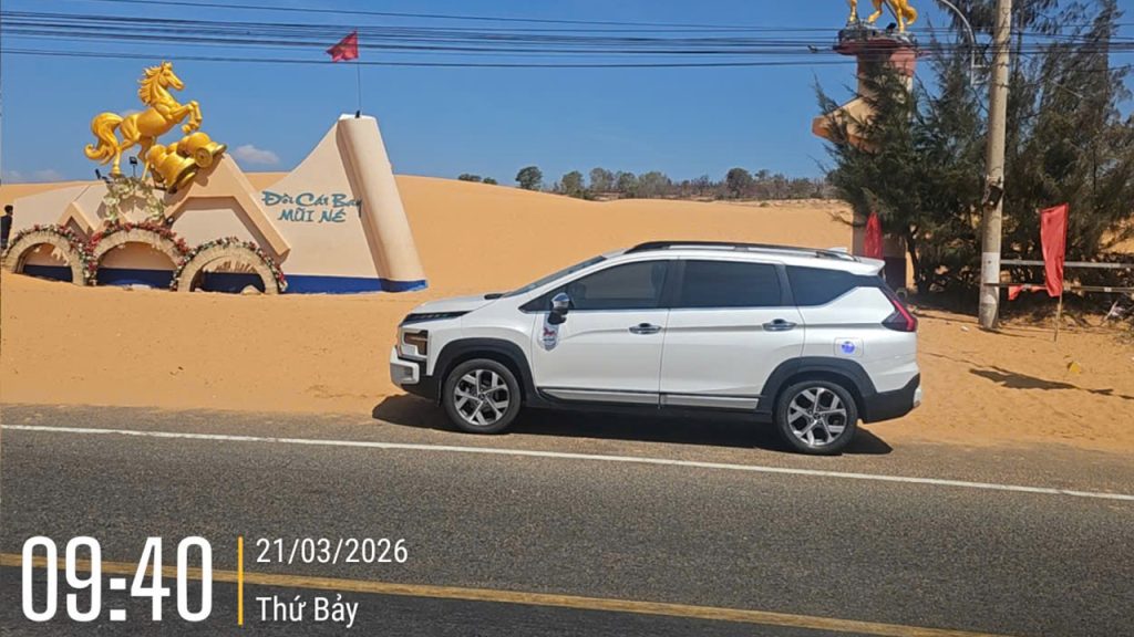 Dịch Vụ Đặt Xe 7 Chỗ Đi Công Tác: Giải Pháp Di Chuyển Chuyên Nghiệp Từ Lục Phúc Travel gioi thieu luc phuc travel